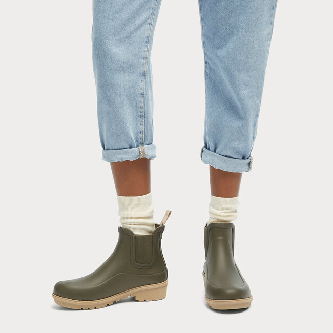 FitFlop Wonderwelly Contrast-Sole Chelsea Boots