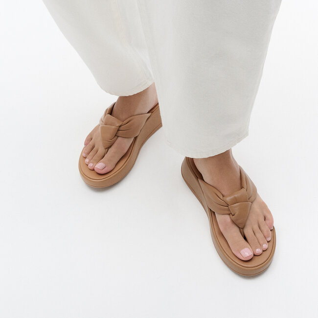 FitFlop F-Mode Knot Soft-Leather Flatform Toe-Post Sandals