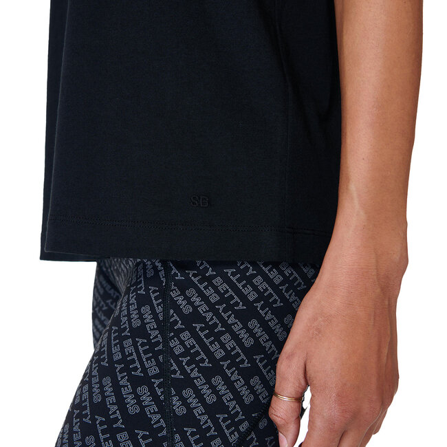 Essential Crew Neck T-Shirt