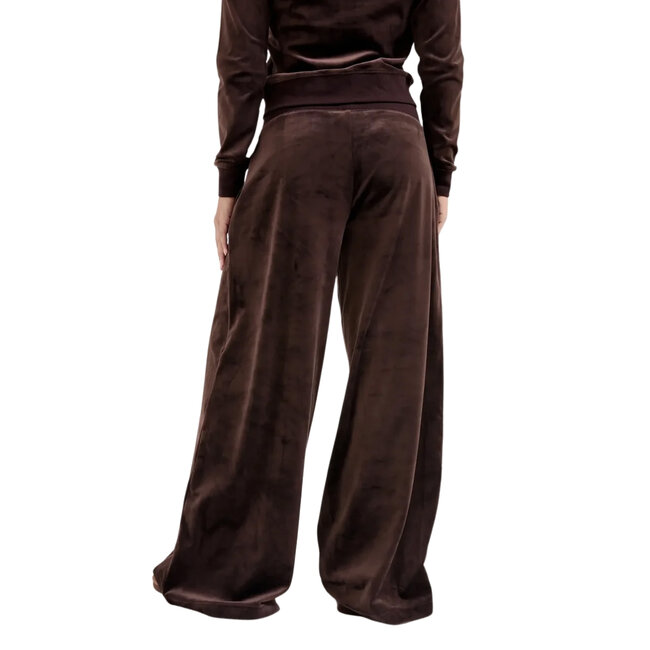 Juicy Couture Yuka Wide Leg Hogger With Jc Embroidery Gold