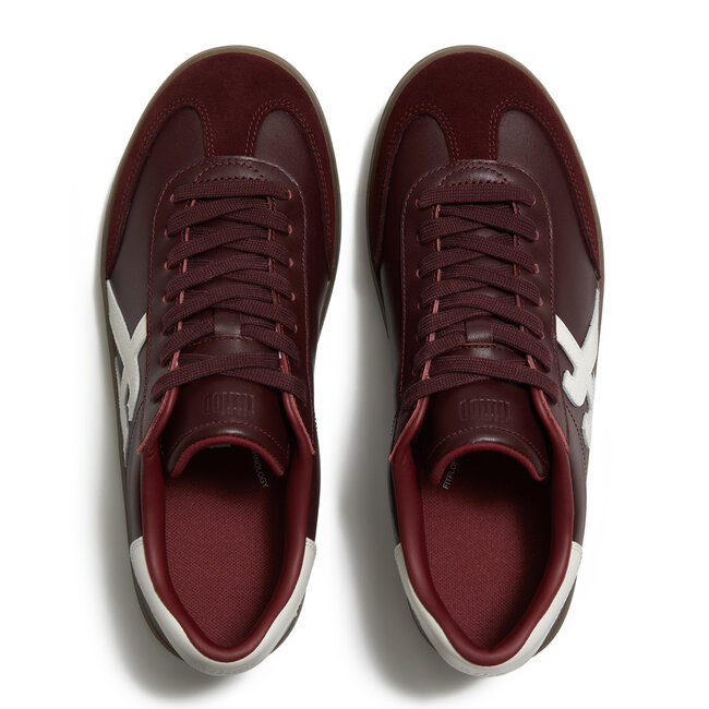 The Dash T-Toe Leather Sneakers