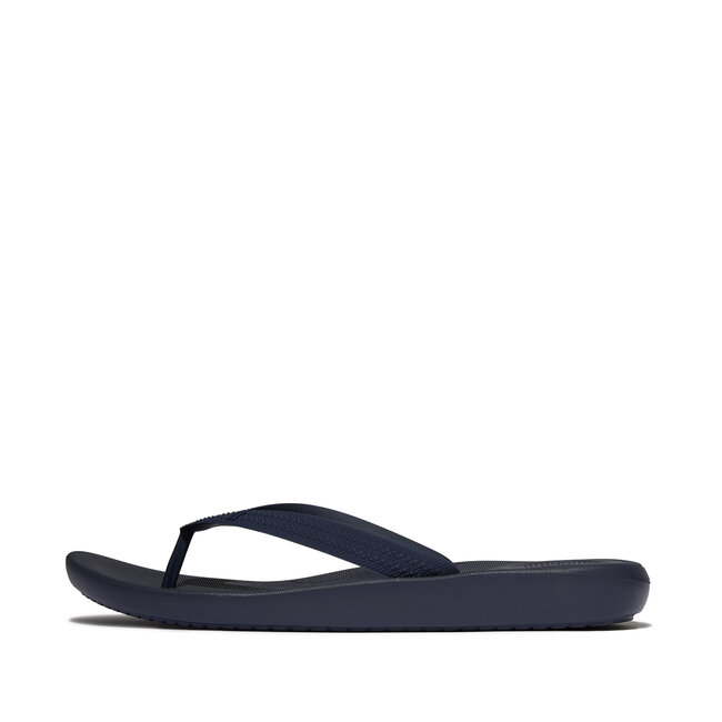 Iqushion Mens Textured-Strap Flip-Flops